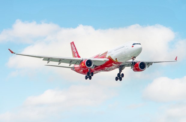 Low-cost airline Vietjet is offering promotional tickets priced from 0 VND every Monday, Tuesday, Wednesday to all routes connecting Vietnam and Australia (Sydney, Melbourne) from now until October 25, 2023.