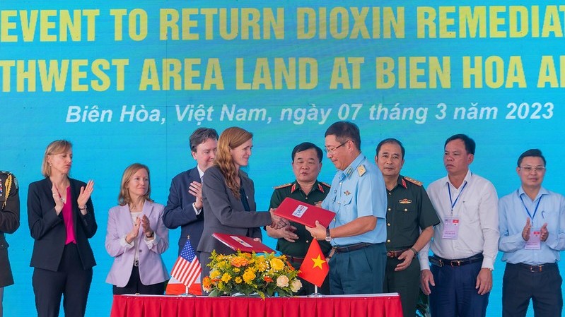 USAID, MND start new contract of 73 Million USD for Dioxin clean-up at Bien Hoa Air Base