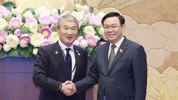NA Chairman welcomes Keidanren, Japanese corporate leaders