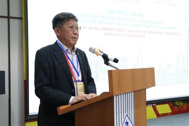 SCCCI President Kho Choon Keng speaks at the event. (Photo: VNA)
