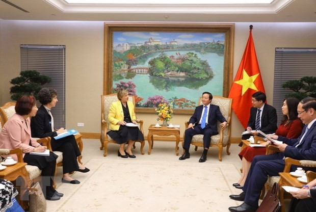 Deputy PM Tran Hong Ha receives UNICEF Representative in Vietnam