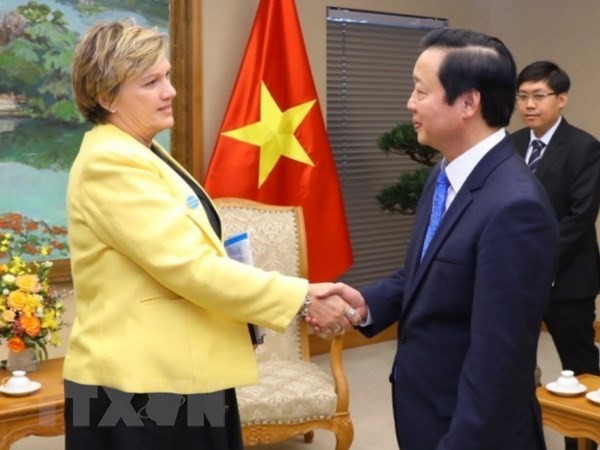 Deputy PM Tran Hong Ha receives UNICEF Representative in Vietnam Deputy PM Tran Hong Ha receives UNICEF Representative in Vietnam