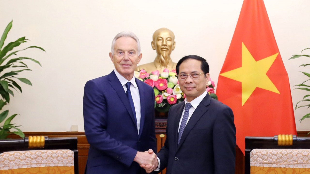 Foreign Minister Bui Thanh Son: Vietnam values external resources for development