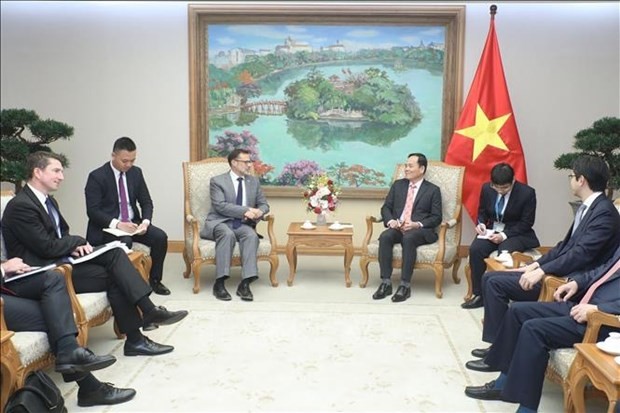 Deputy PM Tran Luu Quang receives Australian Ambassador Andrew Goledzinowski Deputy PM Tran Luu Quang receives Australian Ambassador Andrew Goledzinowski