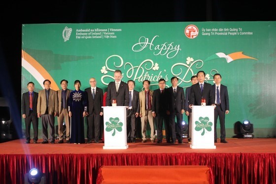Hien Luong bridge in Quang Tri turning green to mark Ireland's St. Patrick’s Day