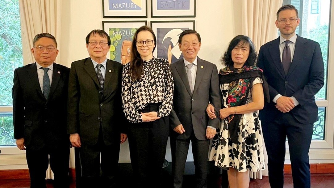 Preserving and promoting valuable asset in Vietnam-Poland relations: Polish Chargé d'Affaires
