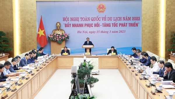 Prime Minister Pham Minh Chinh chairs national teleconference on tourism 2023