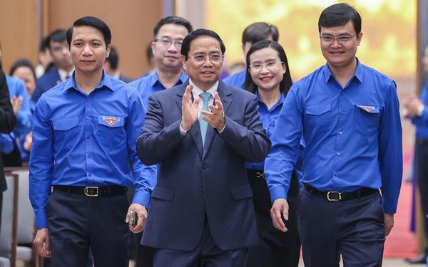 Prime Minister Pham Minh Chinh holds dialogue with youth nationwide