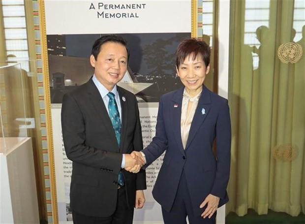 Deputy PM Tran Hong Ha holds bilateral meetings at UN 2023 Water Conference
