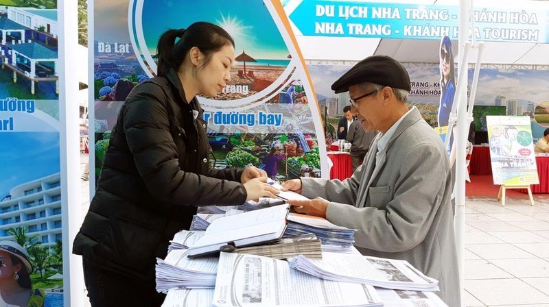 Businesses exchange experience in tourism development. (Photo: NDO)