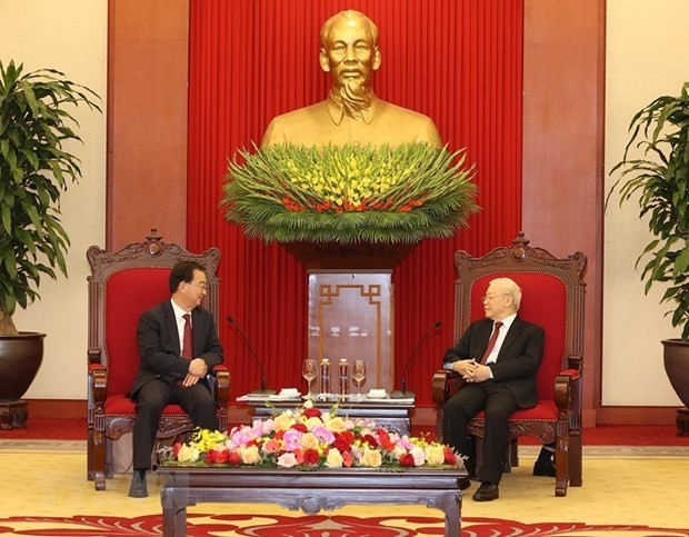 Party Chief receives