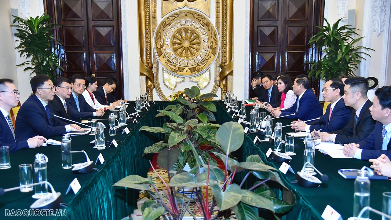 Foreign Minister hosts China’s Guangxi Party Secretary
