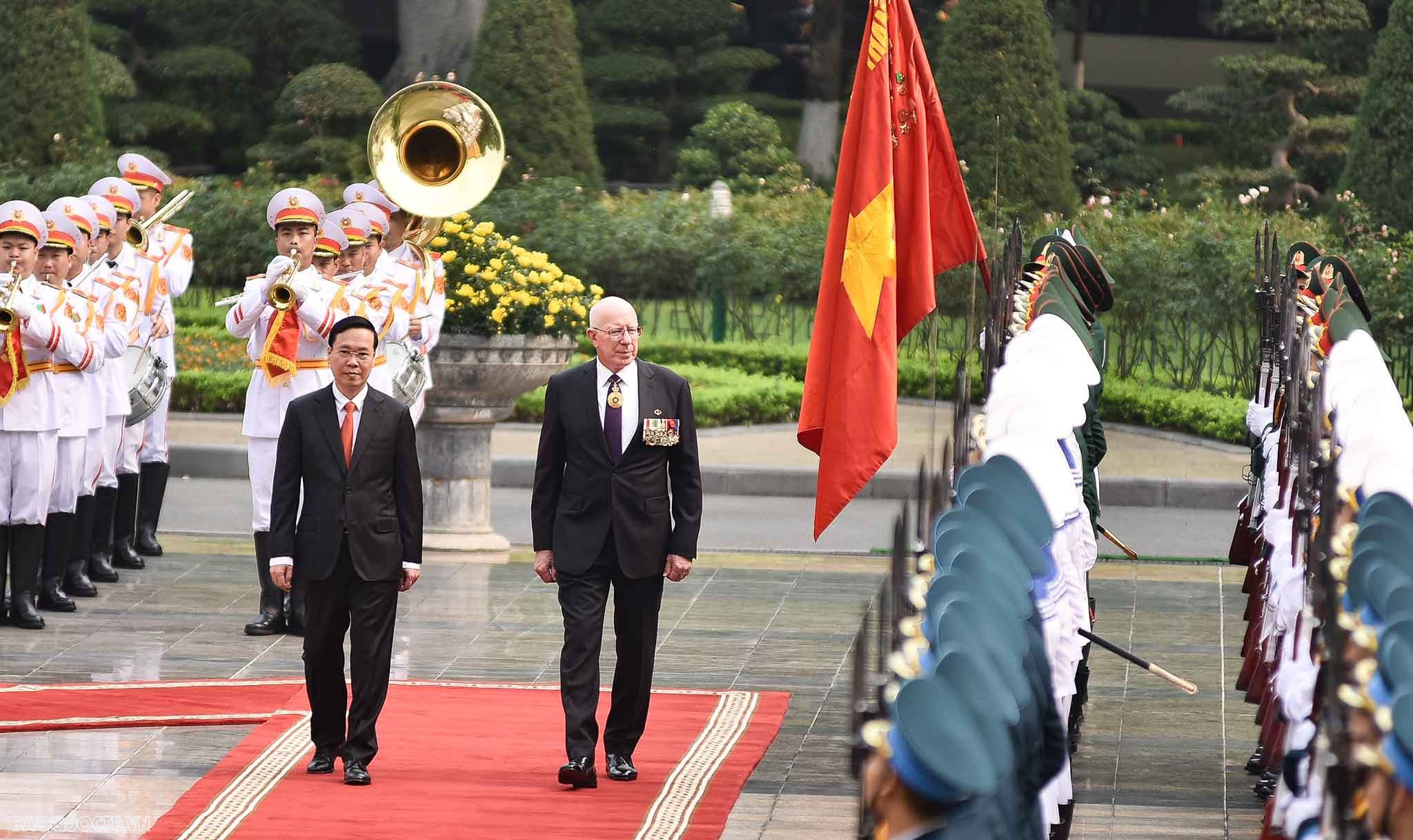 President Vo Van Thuong, Australian Governor-General David Hurley hold talks