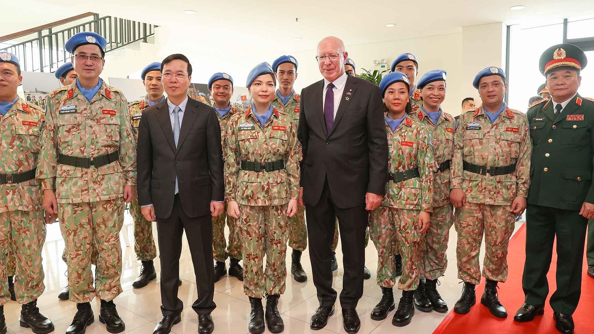 President, Australian Governor-General visit Department of Peacekeeping Operations