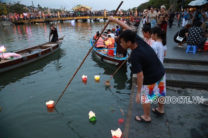 Hoi An to resume charging admission to Old Quarter
