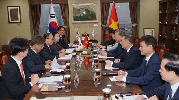 Minister, RoK's Prosecutor General have talks, strengthen crime fight cooperation