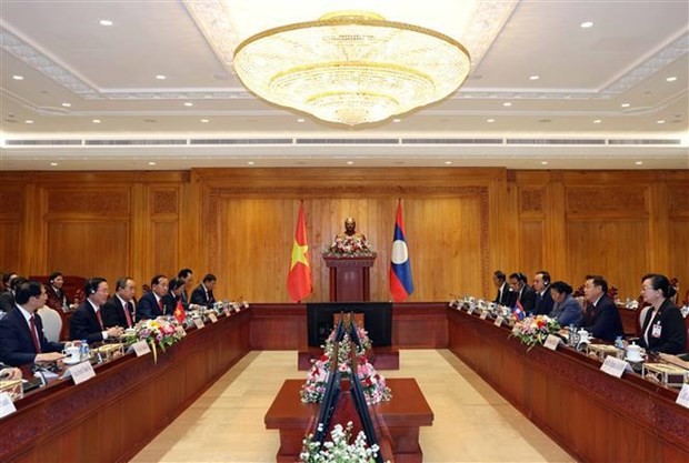 President Vo Van Thuong meets Chairman of Lao National Assembly