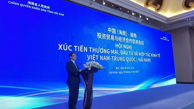 Conference promotes Vietnam’s trade, investment cooperation with China’s Hainan