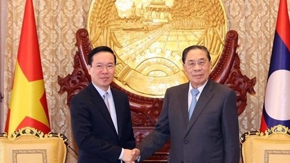 President Vo Van Thuong visits Laos’ former senior leaders