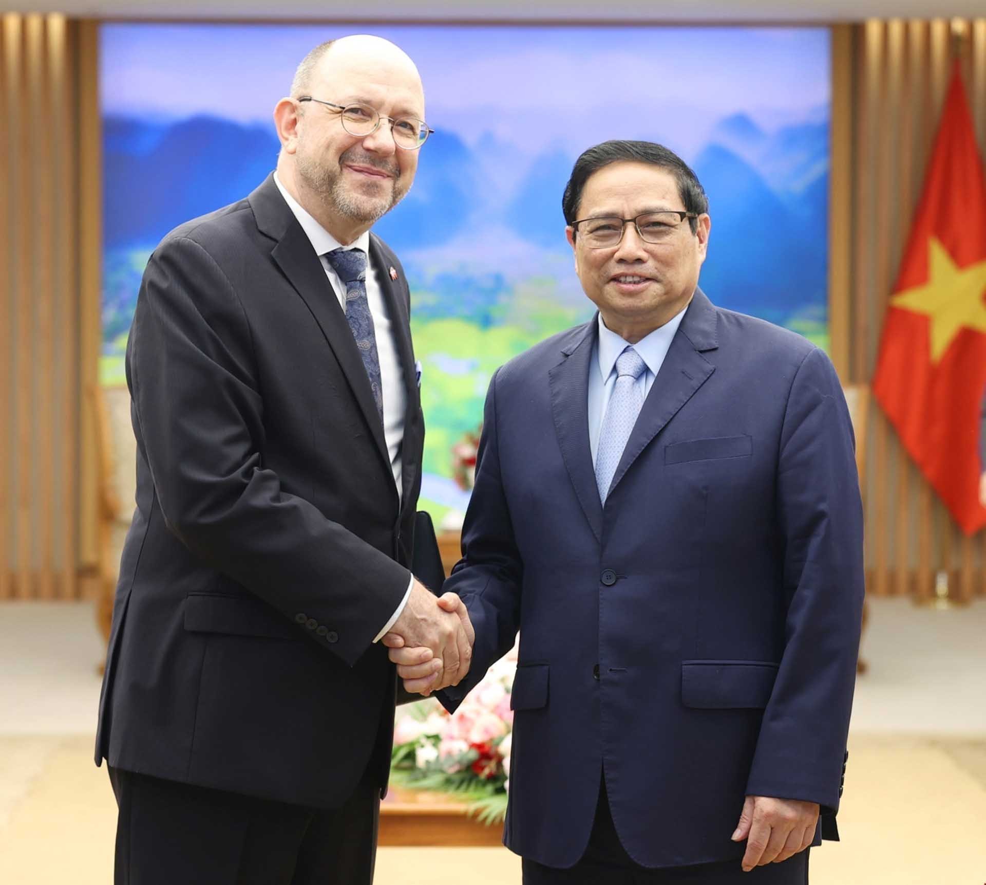 WEF Davos 2024 - an opportunity for Vietnam to seek investment: Swiss Ambassador