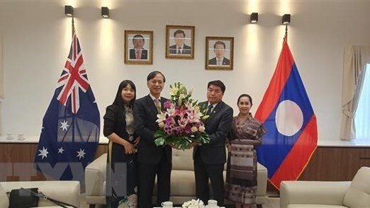 Vietnamese Ambassador extends New Year greetings to Lao Embassy in Australia