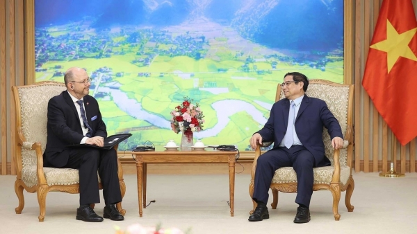 Prime Minister Pham Minh Chinh receives Swiss Ambassador Thomas Gass