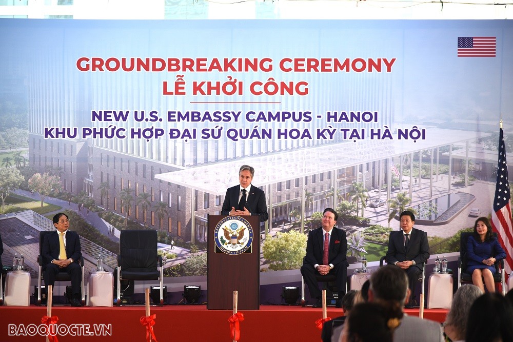 Ngoại trưởng Hoa Kỳ Antony Blinken phát biểu tại Lễ khởi công Khu phức hợp Đại sứ quán Hoa Kỳ tại Hà Nội ngày 15/4. (Ảnh: Minh Quân)