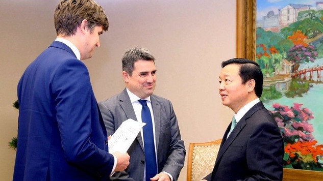 Vietnam seeks support from UK, EU in Just Energy Transition Partnership