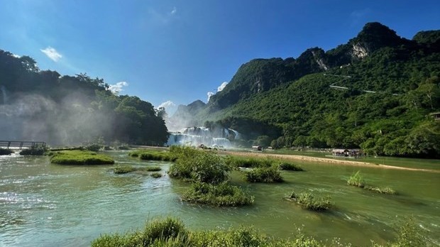 Tours of Ban Gioc - Detian fall to be piloted from Sep. 15