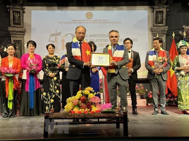 Celebration of 50th anniversary of Vietnam-France diplomatic ties in Paris