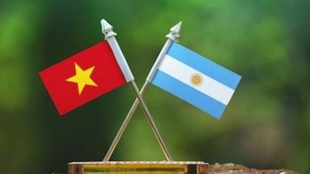 Vietnam, Argentina to further strengthen longstanding friendship and solidarity