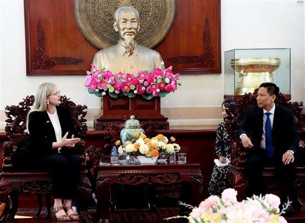 Can Tho official welcomes Swedish Ambassador to Vietnam Ann Måwe