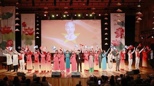 Special music show celebrates 50 years of Vietnam - Argentina diplomatic ties
