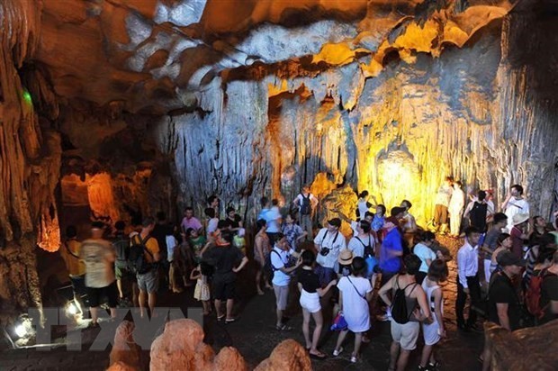 Quang Ninh welcomes nearly 6 million tourist arrivals in four months
