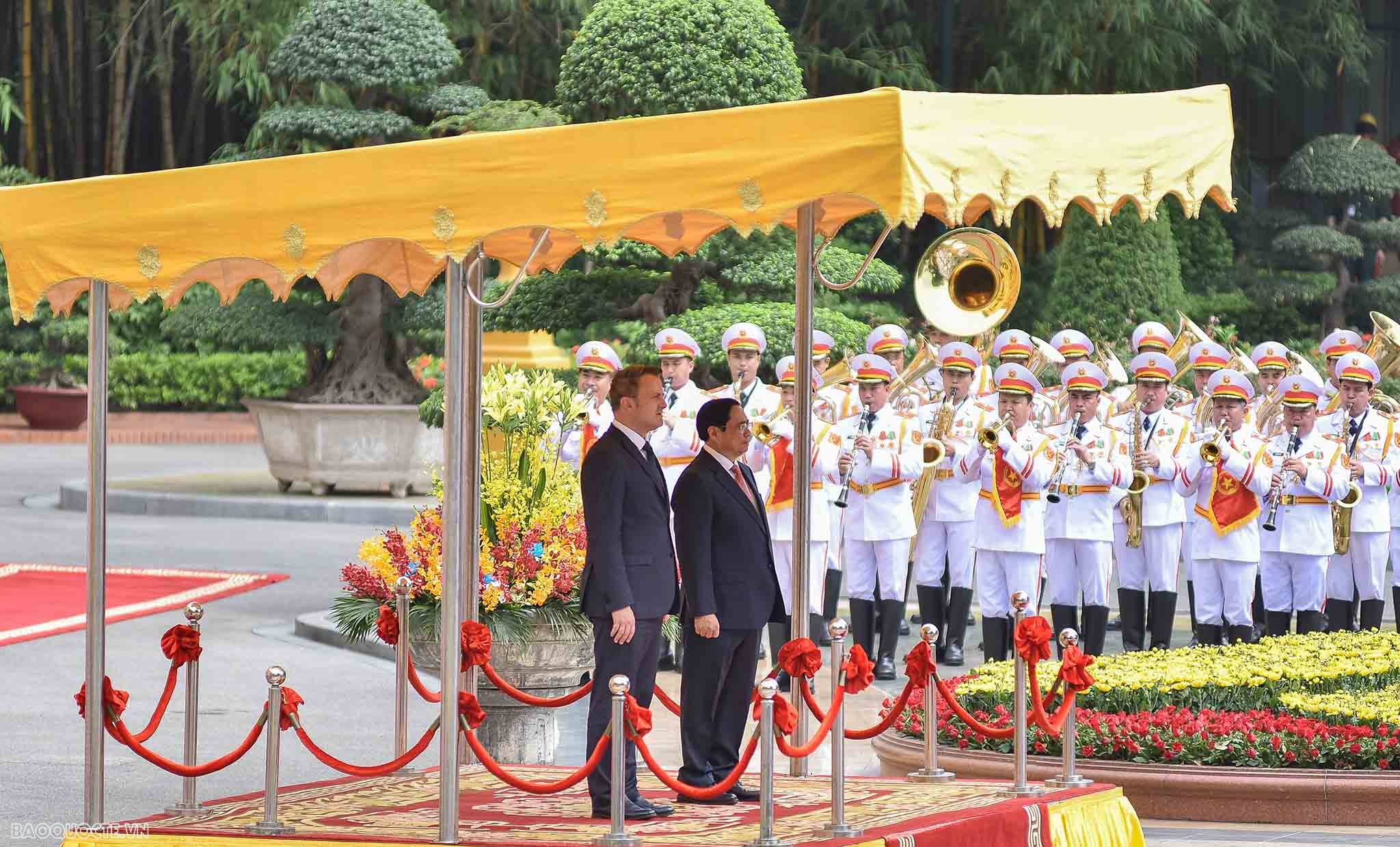 PM Pham Minh Chinh hosts welcome ceremony for Luxembourg&rsquo;s PM Xavier Bettel