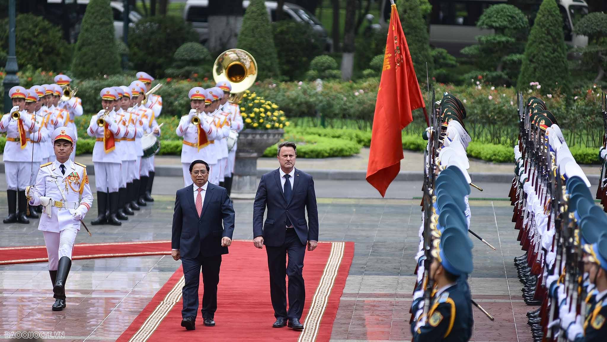 Đây là chuyến thăm Việt Nam đầu tiên của Thủ tướng Luxembourg trong hơn 20 năm qua.