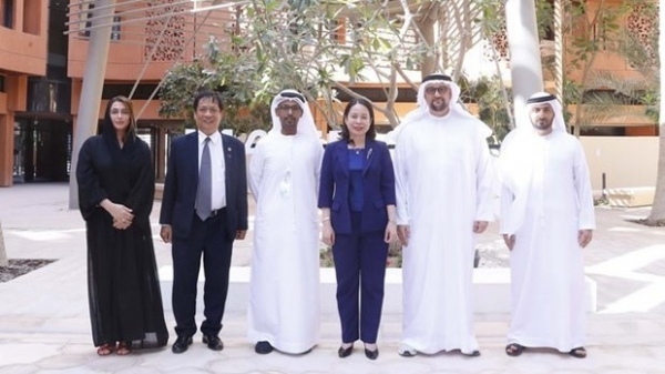 Vice President Vo Thi Anh Xuan meets business leaders, OV community in UAE