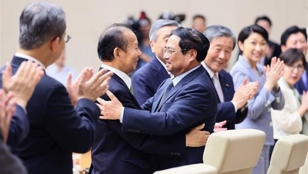 PM Pham Minh Chinh welcomes Chairman of Japan - Vietnam Parliamentary Friendship Alliance