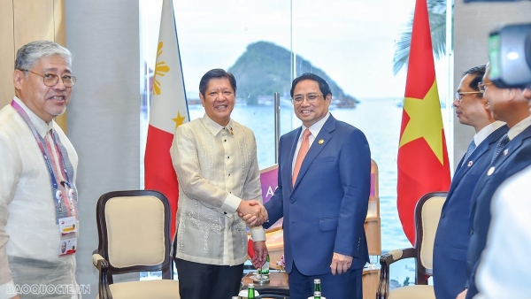 Prime Minister Pham Minh Chinh, Philippine President meet on occasion of ASEAN Summit