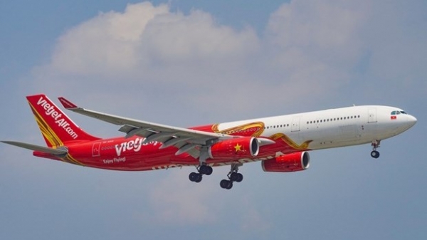 Vietjet conducts first direct flight linking Thua Thien-Hue with Taiwan (China)