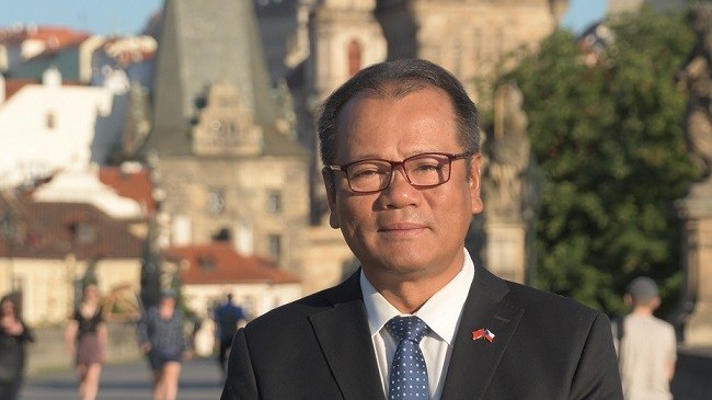 Vietnamese community in the Czech Republic and people in Vietnam with experience from Czechia are the basis of successful relations