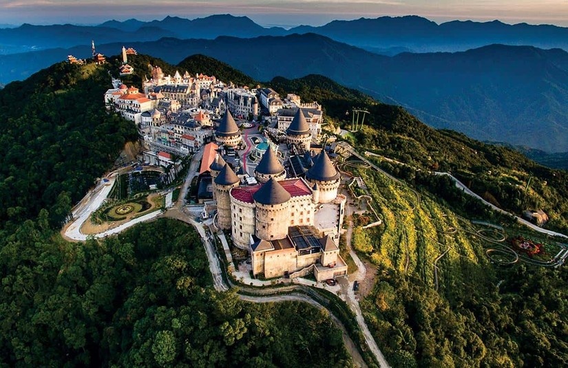 Total investment in Ba Na Hills ecotourism complex raised to nearly $1.7 billion Total investment in Ba Na Hills ecotourism complex raised to nearly $1.7 billion
