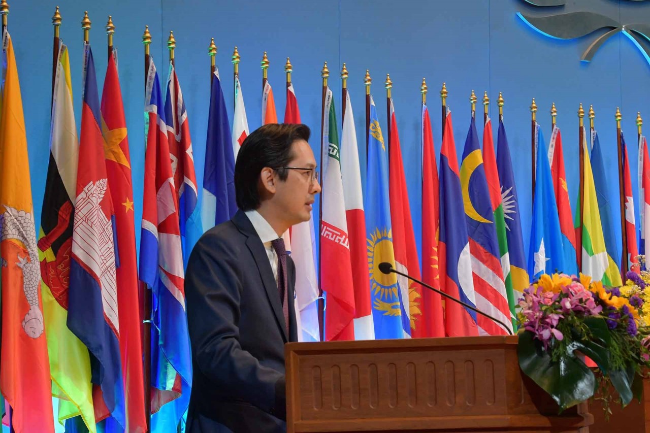 Deputy FM Do Viet Hung attends ESCAP’s 79th session in Bangkok