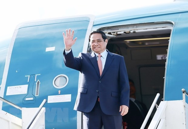 Prime Minister left Hanoi on trip to attend expanded G7 Summit, visit Japan