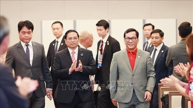 Prime Minister attends ceremony of direct Hanoi-Hiroshima air route