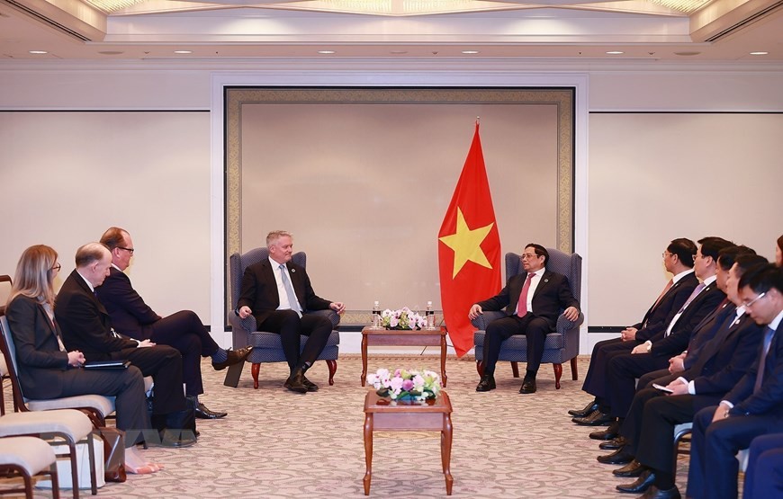 Thủ tướng Chính phủ Phạm Minh Chính gặp lãnh đạo các nước và tổ chức quốc tế tại Hội nghị Thượng đỉnh G7 mở rộng