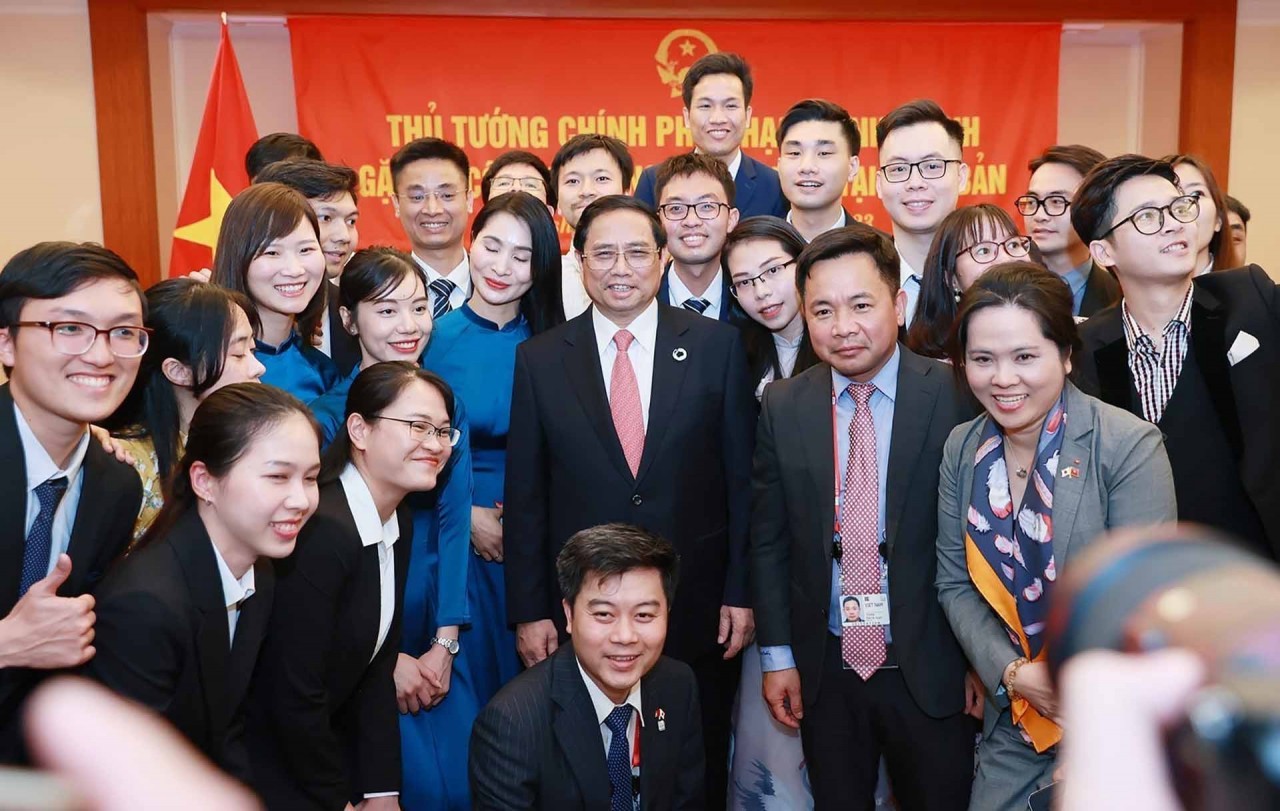 Review on external affairs from May 15-21: PM&rsquo;s successful attendance at expanded G7 Summit; Vietnam-Singapore political consultation