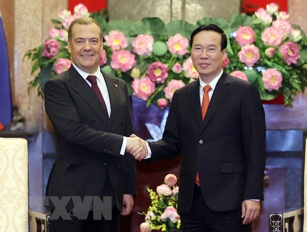 President Vo Van Thuong welcomes United Russia Party Chairman’s visit
