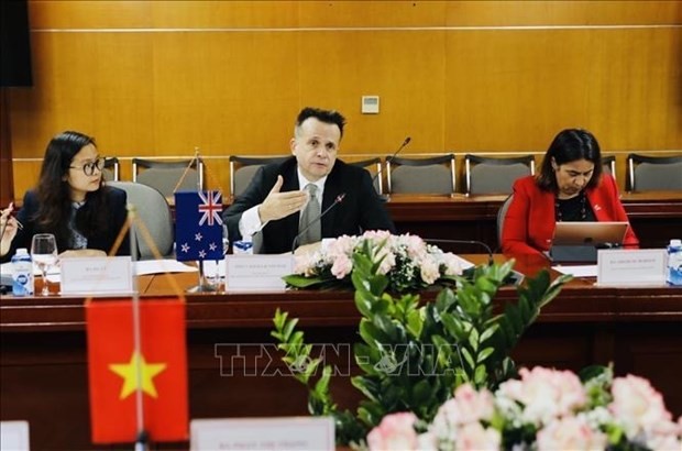 Deputy Secretary for Foreign Affairs and Trade of New Zealand Vangelis Vitalis speaks at the 8th meeting of the Vietnam-New Zealand Joint Trade and Economic Commission (JTEC).(Photo:VNA)