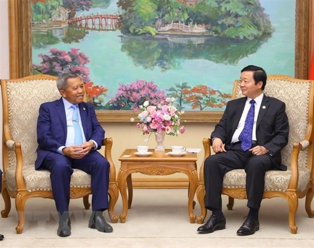 Deputy PM Tran Hong Ha received  Lao Minister of Technology and Communications